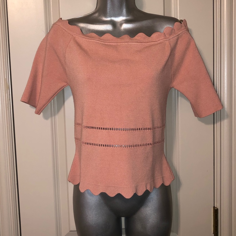Pink top/ off shoulder